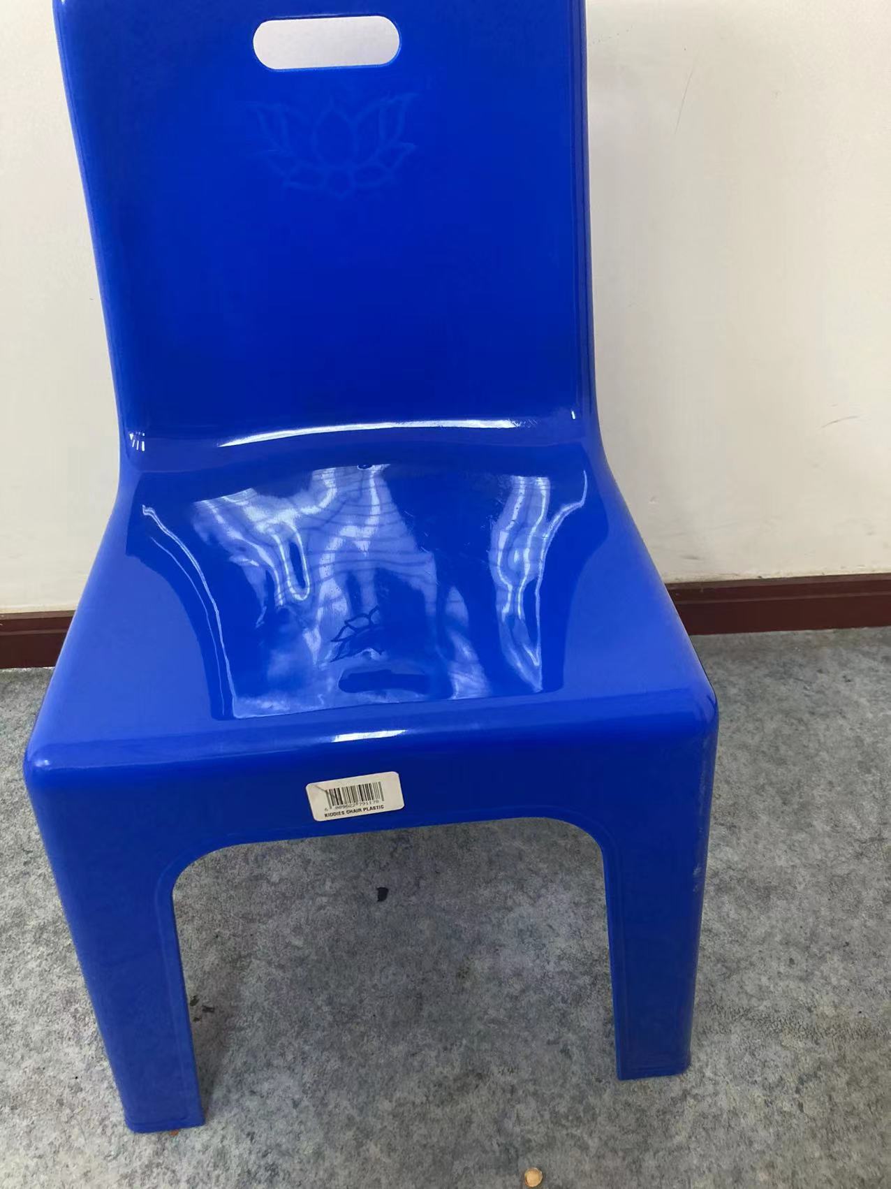 Machine de moulage par injection de ensemble de chaise d'étude d'enfants d'alimentation de bébé en plastique